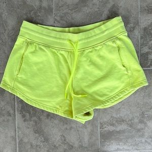 Inner Glow 3” in Highlight Yellow